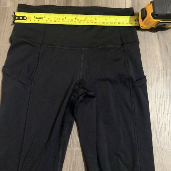 Lululemon "Fast and Free" high-rise tight, 25" inseam with pockets (size 4) - Picture 2 of 6